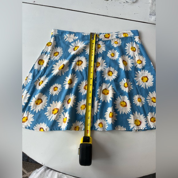 Motel Mini Skirt Women’s size Small - Picture 6 of 9